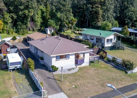 119 Park Avenue, Whangamata