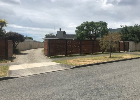 13 Rewarewa Crescent, Waikanae