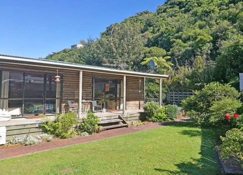 18 Norfolk Street, Belmont, Lower Hutt