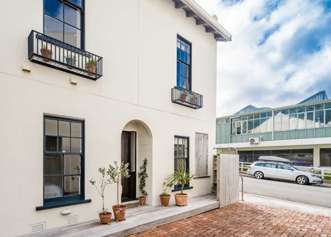 1/12 Little George Street, Thorndon, Wellington