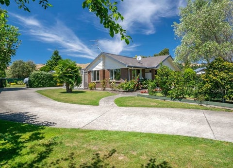 13 Cedar Grove, Witherlea, Blenheim