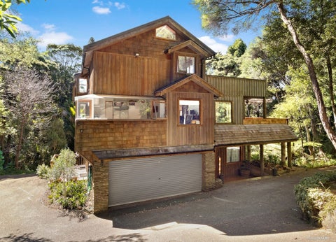 11C LONGFELLOW PDE, Titirangi, Auckland