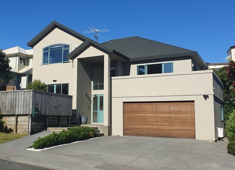 72 Dress Circle, Newlands, Wellington