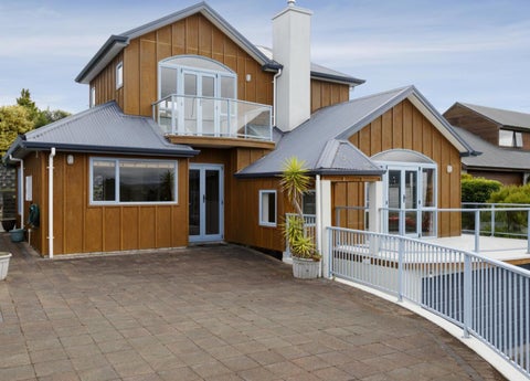 2/4 Julies Way, Rangatira Park, Taupo