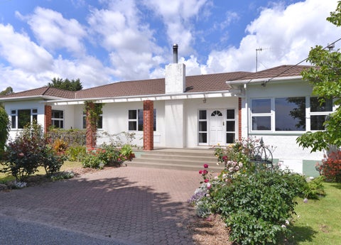 106 Bryant Road, Brightwater