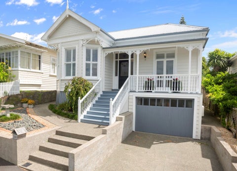 23 Shoal Bay Road, Devonport, Auckland