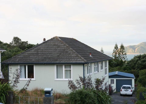 12 Pikarere Street, Titahi Bay, Porirua