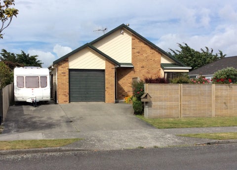 12 Beachwater Grove, Paraparaumu Beach, Paraparaumu