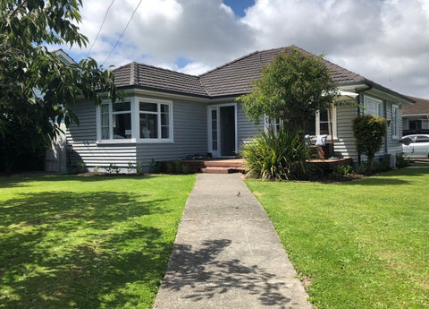 2 Dunedin Street, Redwood, Christchurch