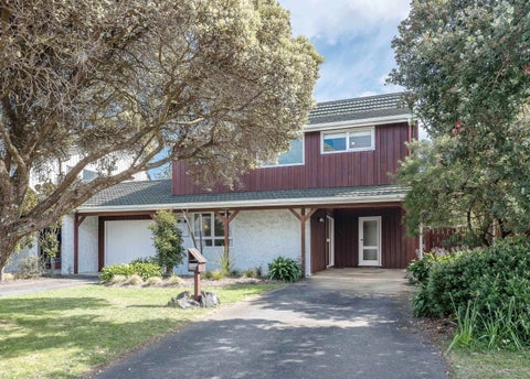 241A Manly Street, Paraparaumu Beach, Paraparaumu