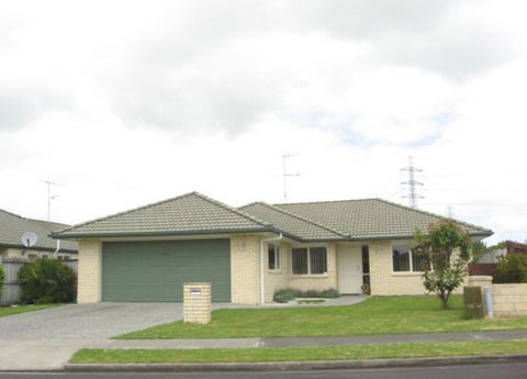 79 Longford Park Drive, Takanini, Auckland