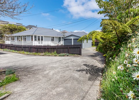 33 Bannister Avenue, Johnsonville, Wellington