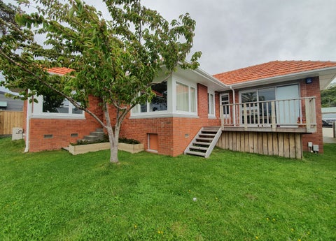 11 Clifford Road, Johnsonville, Wellington