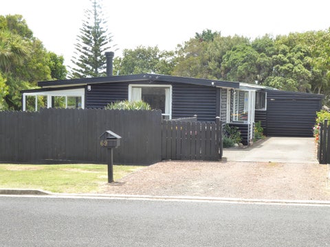 69 Bell Road, Beachlands, Auckland