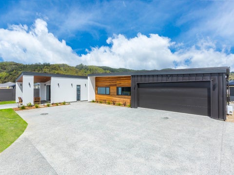6 Kerrigan Crescent, Trentham, Upper Hutt