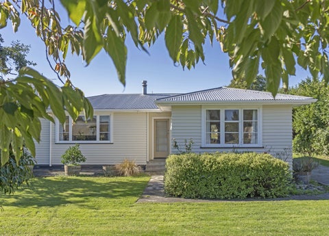5 Daniel Street, Martinborough