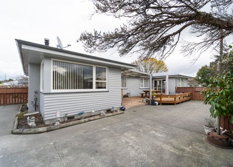24 Seddon Street, Carterton