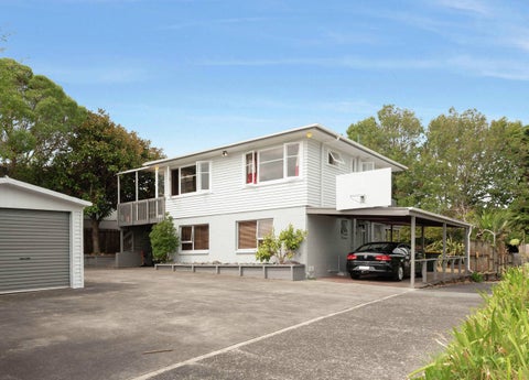214 Moore Street, Howick, Auckland