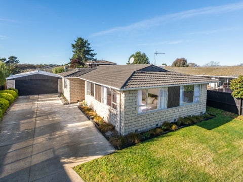 20 Four Elms Place, Parklands, Christchurch