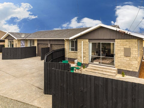 2/398A Bower Avenue, Parklands, Christchurch