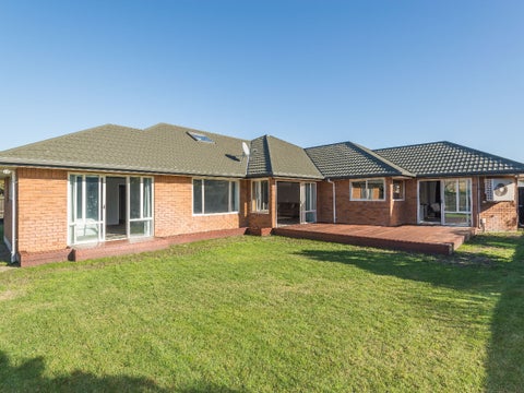 8 Glastonbury Drive, Burwood, Christchurch
