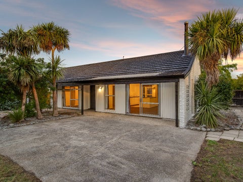 7 Valecrest Avenue, Parklands, Christchurch