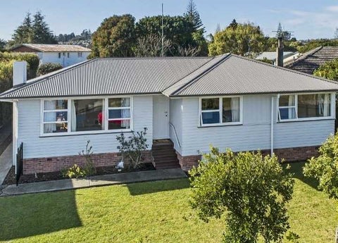 39 Paragon Avenue, Beach Haven, Auckland