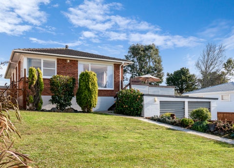 25 Borrowdace Avenue, Botany Downs, Auckland