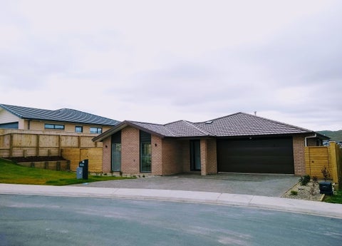 13 Opaoa Way, Aotea, Porirua City