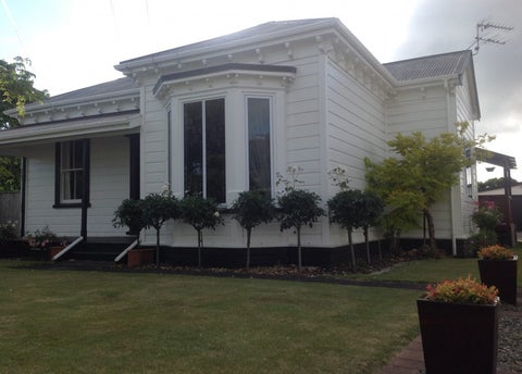 9 Collins Street, Hawera
