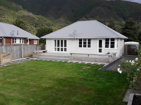 183 Riverside Drive, Waterloo, Lower Hutt