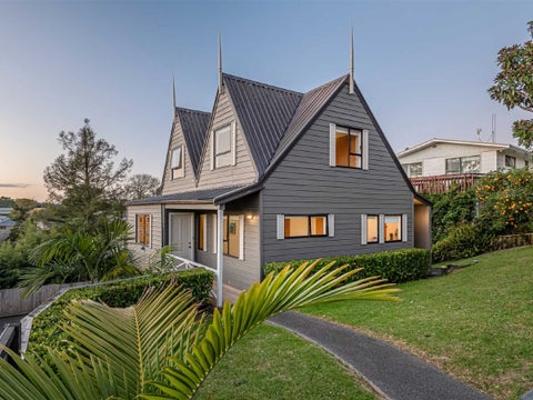7 Telstar Place, Beach Haven, Auckland