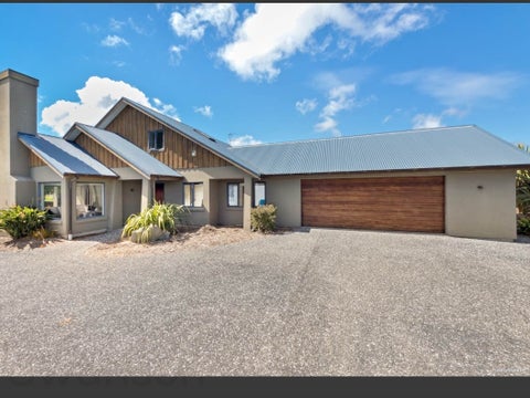 56 Christian Road, Swanson, Auckland