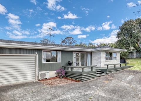 33B LOWTHERHURST RD, Massey, Auckland 
