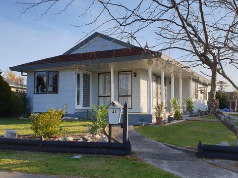 21 Newman Avenue, Brightwater