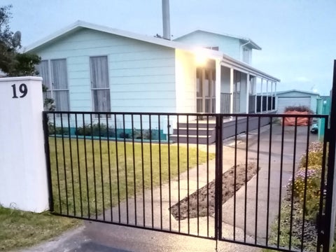 19 Cross Street, Castlecliff, Whanganui