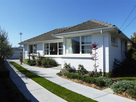 85 Farquhars Road, Redwood, Christchurch