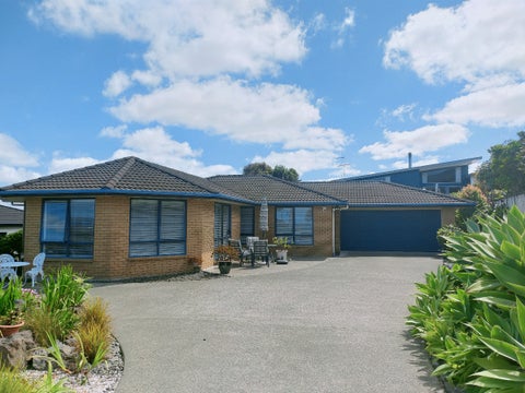 17 Ashburn Close, Orewa, Orewa