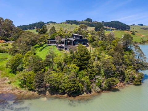 4189C State Highway 23, Raglan, Raglan