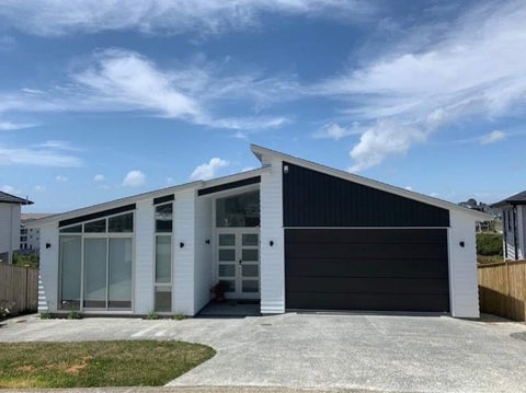 8 Bine Crescent, Orewa, Orewa