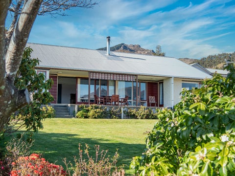 113 Beach Road, Akaroa, Akaroa