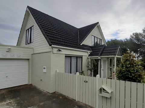 13 Pehi Kupa Street, Waikanae, Waikanae