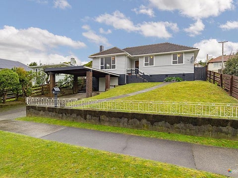 23 Taylor Terrace, Tawa, Wellington