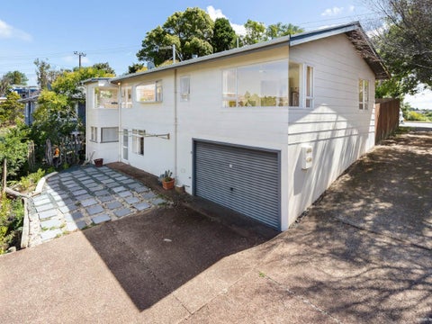 1/25 Coronation Road, Hillcrest, Auckland