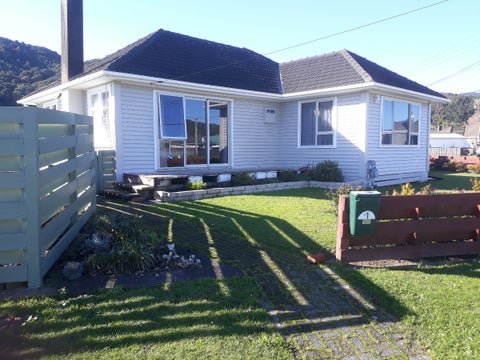 1 Wright Street, Wainuiomata, Lower Hutt
