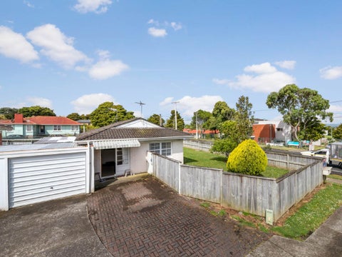 1/28 Alfriston Road, Manurewa East, Auckland
