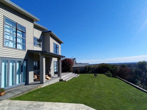 76 Cashmere Drive, Fitzherbert, Palmerston North