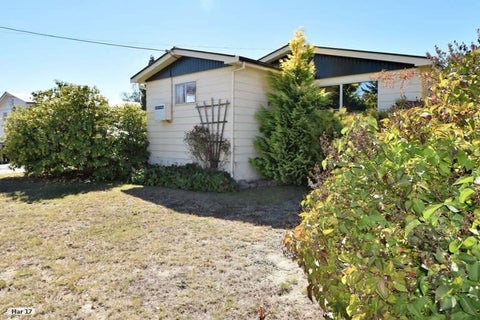 11 Ruataniwha Road, Twizel