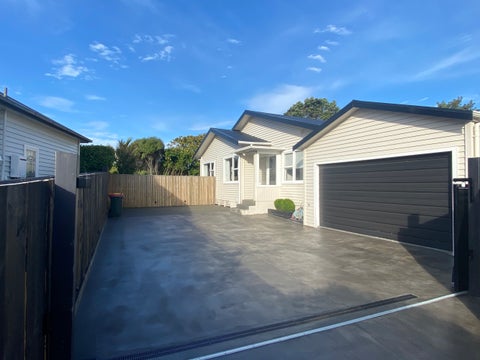 39A Lucknow Terrace, Khandallah, Wellington