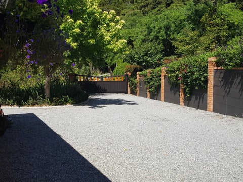 53 Tram Valley Road, Swanson, Auckland